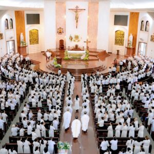 Gx. Chánh Tòa Bà Rịa: Gia đình Tận hiến Liên Miền Bà Rịa họp mừng lễ Bổn mạng