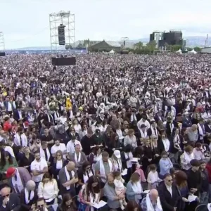 Trực tiếp Thánh lễ được chủ sự bởi Đức Thánh cha Lêô XIV tại quận Waterfront, Beirut, Libăng (02/12/2025)