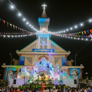 Gx. Sơn Bình: Đêm canh thức và Thánh lễ mừng Chúa Giáng Sinh 2025