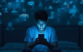 Sự cô đơn của người trẻ: Một thách đố mang tính toàn cầu với những hệ lụy sâu xa về đạo đức sinh học