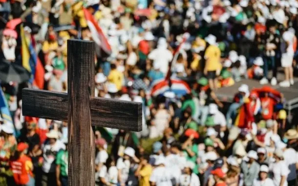 Cuộc hành hương của Thánh giá ngày Giới trẻ Thế giới khắp 15 giáo phận của Hàn Quốc