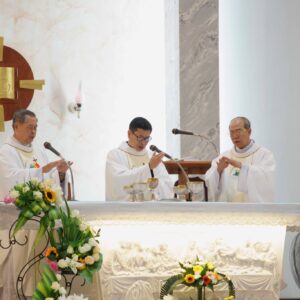 Gx. Láng Cát: Thánh lễ tạ ơn 26 năm linh mục của Cha Chánh xứ Antôn
