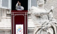 Kinh Truyền Tin (18/01): Đừng để mình bị xao lãng khi Chúa đi ngang qua