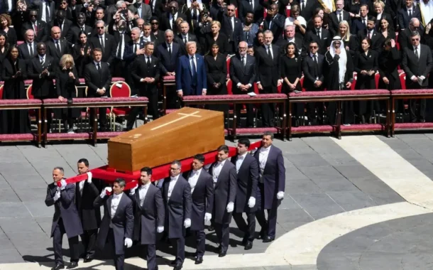 Tòa thánh công bố các thư chia buồn về sự ra đi của Đức Giáo hoàng Phanxicô