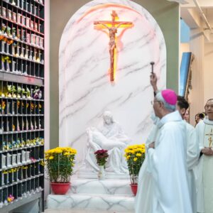 Nhà thờ Mồ Bà Rịa: Thánh lễ tạ ơn cuối năm và Làm phép Nhà Hài Cốt