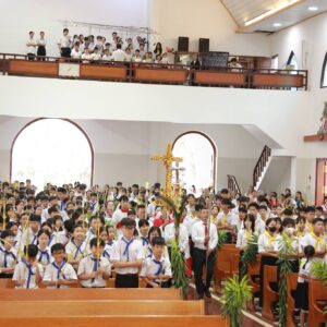 Gx. Láng Cát: Cử hành Chúa nhật Lễ Lá 2026