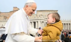 Tiếp kiến chung 4/3/2026 - ĐTC Lêô XIV: Giáo hội thánh thiện vì Đức Kitô sống trong Giáo hội và hoạt động qua Giáo hội