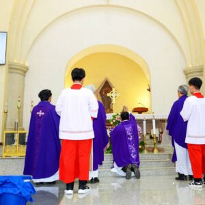 Gx. Vinh Hà: Thánh lễ khai mạc ngày Chầu Thánh Thể thay Giáo phận