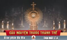 Cầu nguyện trước Thánh Thể- Ngày 29.03.2026 – Chúa Nhật Lễ Lá – Mt 27,11-54