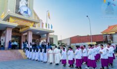 Gx. Trung Đồng: Thánh lễ khai mạc Năm Thánh kỷ niệm 50 năm thành lập Giáo xứ