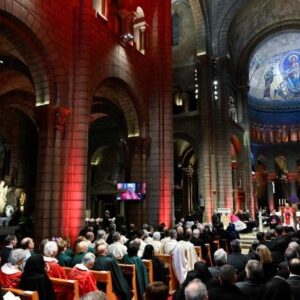 [Tông du Monaco] Đức Thánh Cha gặp gỡ Cộng đoàn Công giáo tại Nhà thờ Chính tòa Đức Mẹ Vô Nhiễm Nguyên Tội