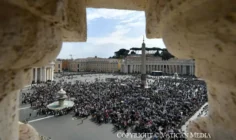 Kinh Truyền Tin (8/3): Nhiều người tìm kiếm nơi Giáo hội sự dịu dàng và sẵn sàng của Chúa