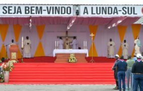 [Tông du Angola] Đức Thánh Cha chủ sự Thánh lễ tại Quảng trường Saurimo