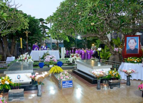 Gx. Vinh Hà: Thánh lễ giỗ lần thứ 55 Cha cố Phêrô Nguyễn Văn Kiều (1971-2026)