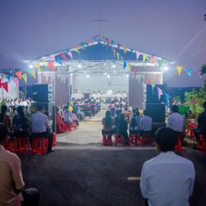 Gx. Thanh An: Đức cha Giáo phận cử hành Thánh lễ Tiệc Ly tại Giáo họ Leng