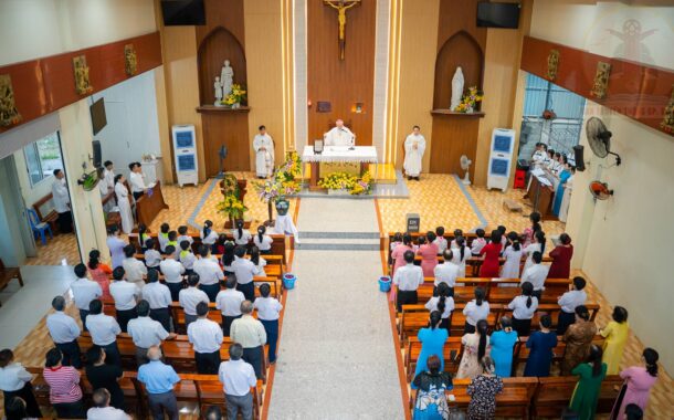 Gx. Tam Phước: Đức Cha Emmanuel cử hành lễ Phục sinh 2026