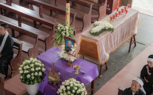 Gx. Hướng Phương: Thánh lễ an táng Bà cố Anna Trần Thị Mảnh