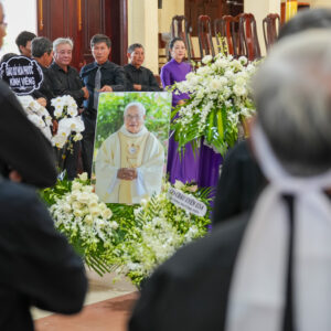 Lễ tang Cha Giuse: Kính viếng buổi chiều ngày 08.4.2026