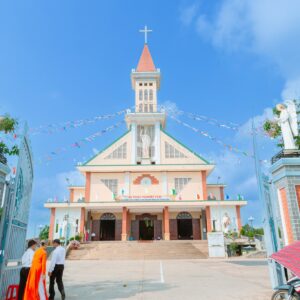 Gx.Sơn Bình: Chầu Thánh Thể thay Giáo phận - 19.4.2026