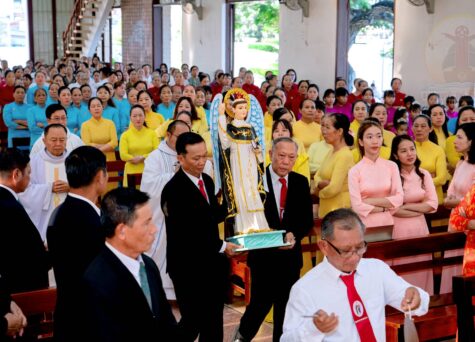 Gx. Phước Bình: Mừng lễ Thánh Vinhsơn Ferre – Bổn mạng Họ Vinhsơn