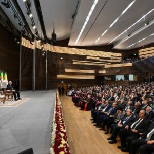 [Tông du Algieria] Đức Thánh Cha gặp gỡ chính quyền, xã hội dân sự và ngoại giao đoàn