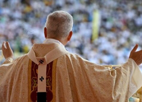 [Tông du Guinea Xích Đạo] Đức Thánh Cha chào từ biệt châu Phi