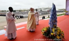 [Tông du Angola] Thánh Lễ tại Kilamba: Cần kể cho nhau những gì đã trải qua
