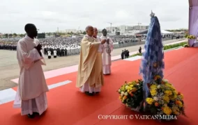 [Tông du Angola] Thánh Lễ tại Kilamba: Cần kể cho nhau những gì đã trải qua