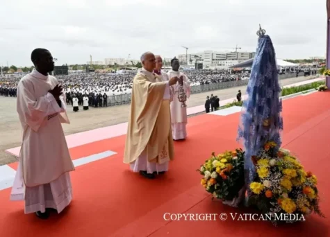 [Tông du Angola] Thánh Lễ tại Kilamba: Cần kể cho nhau những gì đã trải qua