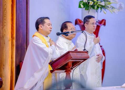 Gx. Bình Ba: Nghi thức nhận nhiệm sở của Cha Gioan Vũ Minh Vương
