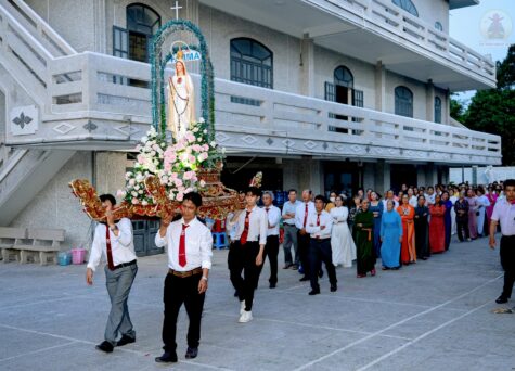 Gx. Châu Pha: Rước kiệu và thánh lễ kính Đức Mẹ Fatima - 13.5.2026