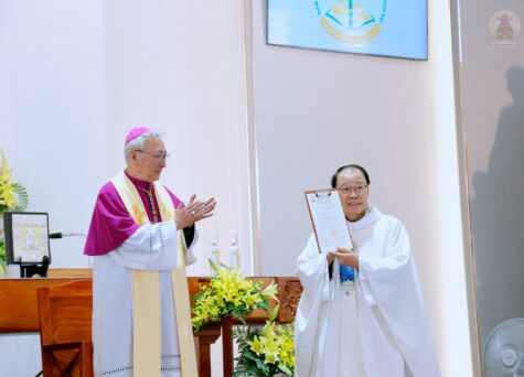 GX. HẢI XUÂN: HÂN HOAN ĐÓN CHA TÂN CHÁNH XỨ ĐAMINH NGUYỄN ĐỨC QUỲNH