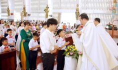 Gx. Phước Lộc: 109 em thiếu nhi lần đầu rước Chúa- Ngày 07.6.2026