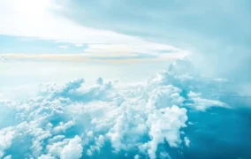 Tháng Sáu là tháng Thiên đàng đến gần