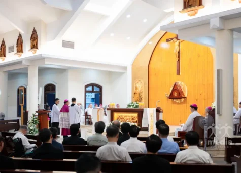 Nghi thức Tuyên xưng Đức tin của Đức Giám mục tân cử Gioan Baotixita Nguyễn Quang Tuyến