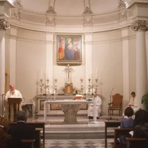 Bộ Phụng tự Vatican khẳng định giáo dân không được giảng trong Thánh lễ