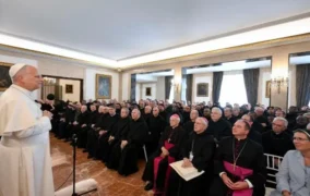 [Tông du Tây ban Nha] Đức Thánh Cha Lêô XIV gặp gỡ các tu sĩ Dòng Augustinô tại Tây Ban Nha