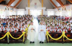 Gx. Hòa Phước: 128 em thiếu nhi Rước Lễ Lần Đầu- Ngày 07.06.2026