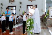 Gx. Vinh Châu: Mừng lễ Bổn mạng Giới Thiếu Nhi và ban Bí tích Thánh Thể lần đầu