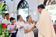 Gx. Hải An: 46 thiếu nhi lần đầu rước Chúa Thánh Thể - Ngày 21.6.2026