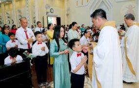 Gx. Vũng Tàu: 117 em thiếu nhi Rước lễ lần đầu – 07.6.2026
