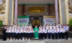 Gx. Thuỷ Giang : 45 thiếu nhi lần đầu rước Chúa– Ngày 21.6.2026