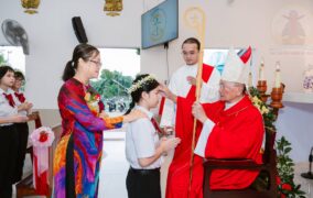 Gx. Hải Minh: Thánh lễ ban Bí tích Thêm Sức cho 30 thiếu nhi- Ngày 25.6.2026