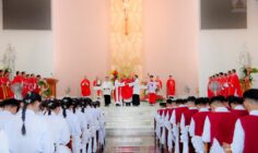 Gx. Hòa Thuận: 140 em thiếu nhi lãnh nhận Bí tích Thêm Sức - 19.6.2026