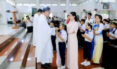 Gx. Lam Sơn: 88 em thiếu nhi rước lễ lần đầu- Ngày 05.7.2026
