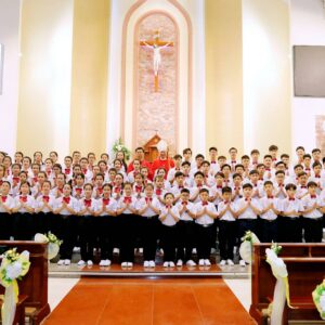 Gx. Phú Hà: Thánh lễ ban Bí tích Thêm Sức- Ngày 10.7.2026