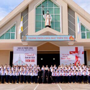 Gx. Phước Bình: Thánh lễ ban Bí tích Thêm sức – Ngày 15.7.2026