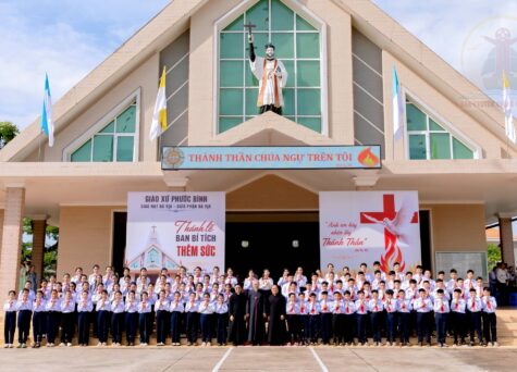 Gx. Phước Bình: Thánh lễ ban Bí tích Thêm sức – Ngày 15.7.2026