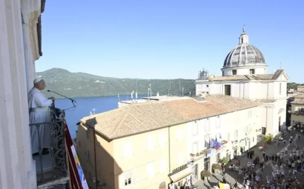 Đức Thánh Cha bắt đầu thời gian nghỉ hè tại Castel Gandolfo