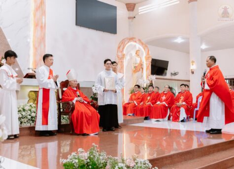 Gx. Hoà Xuân: Thánh lễ ban Bí tích Thêm Sức – Ngày 09.7.2026